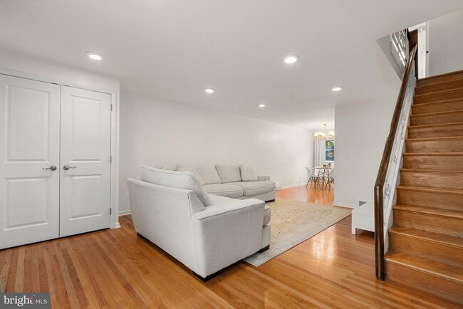 Building Photo - 5461 Quentin St