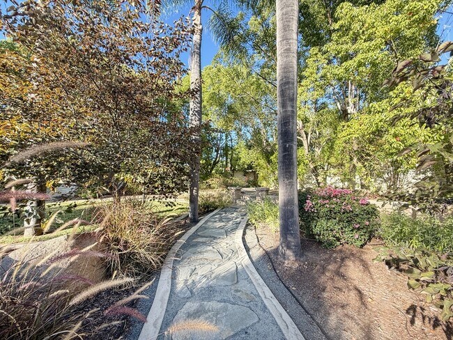 Building Photo - 14212 Sandhill Rd