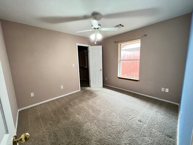 Foto del edificio - 1209 Tuggle St