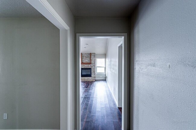 Foto del edificio - 15702 Pagehurst Dr