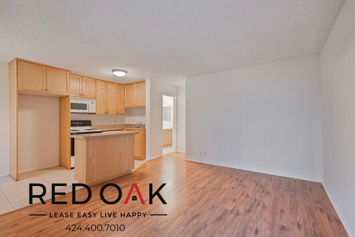 Foto principal - 20200 Sherman Way