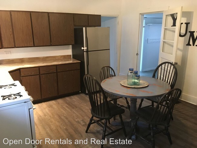 Foto del edificio - 4 br, 1 bath House - 460 S Franklin St