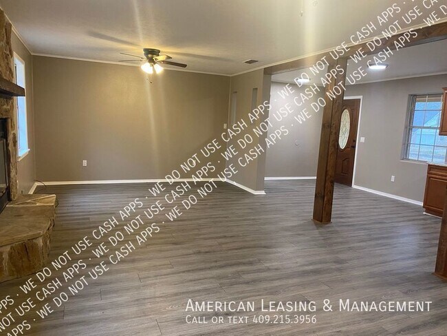 Foto del edificio - 1253 Edgewood Cir
