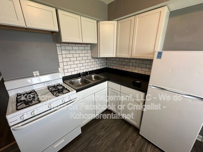 Building Photo - 3124 N 55th St