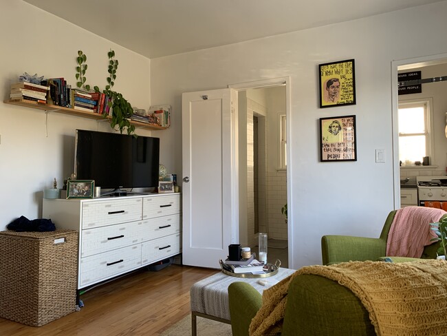 Well-placed storage creates a place for everything! - 1607 Talmadge St