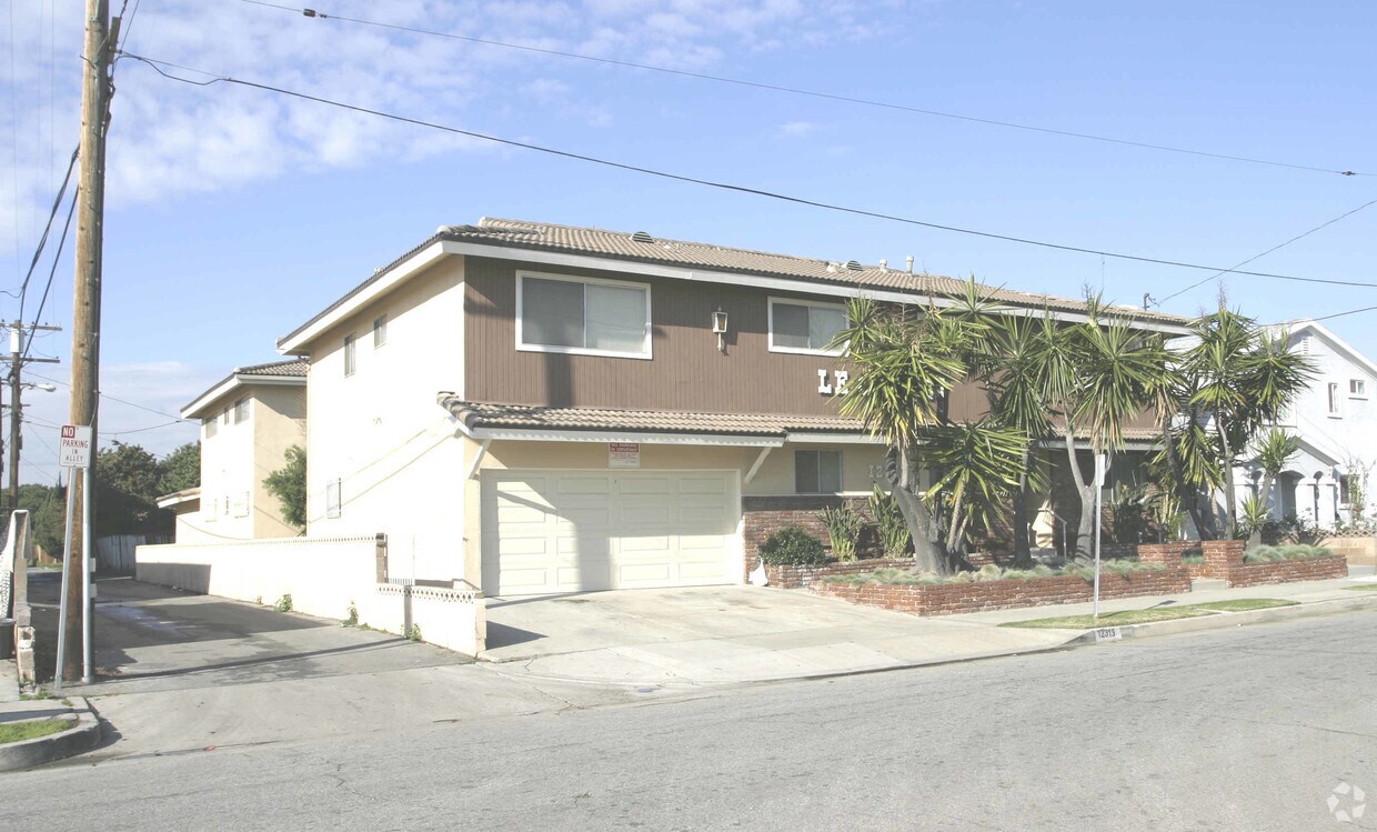 Foto del edificio - Le Chalet Apts.