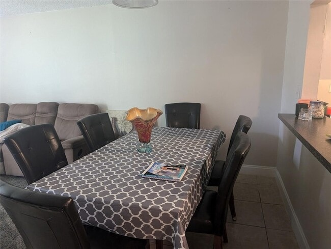 Building Photo - 4334 NW 9th Ave