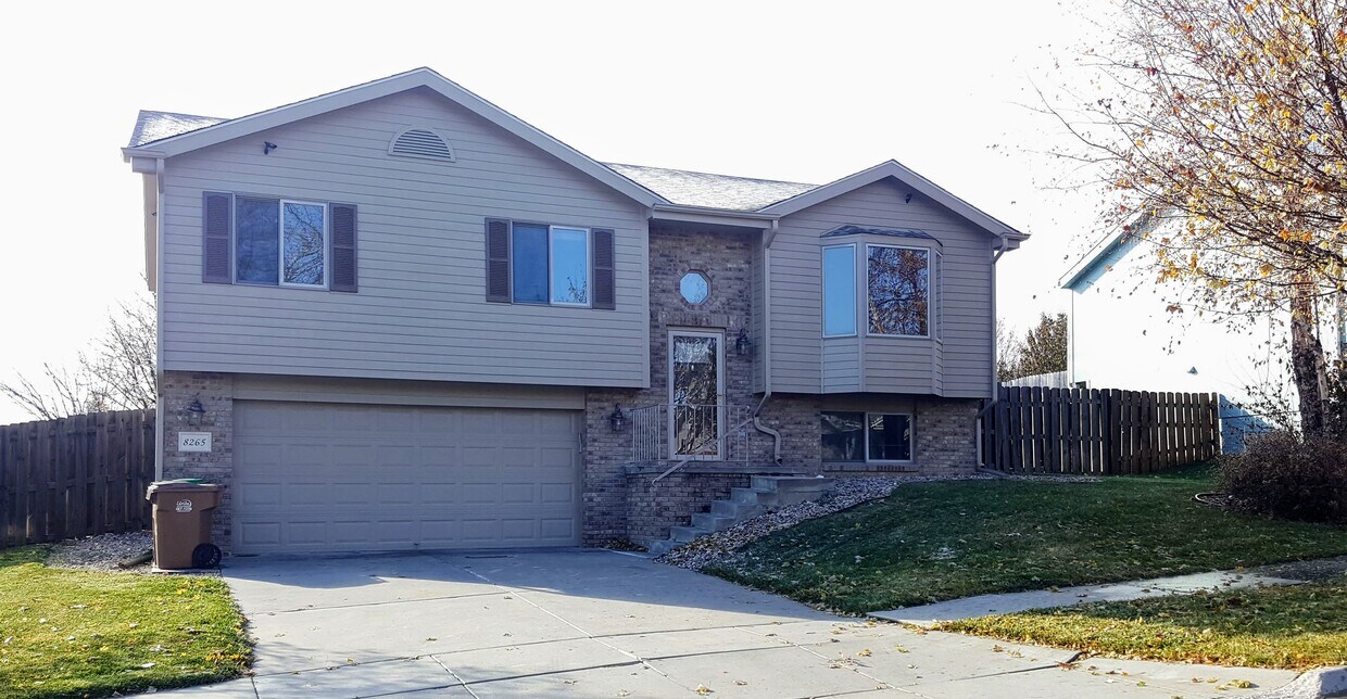 8265 Wendell Way Lincoln Ne 68516 House For Rent In Lincoln Ne Apartments Com