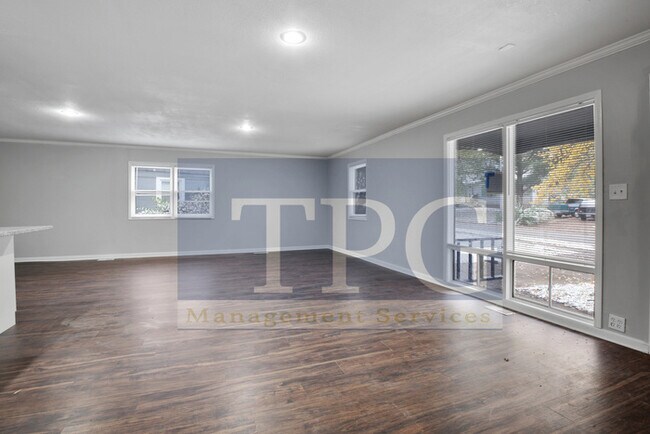 Foto del edificio - 9410 McKinley St