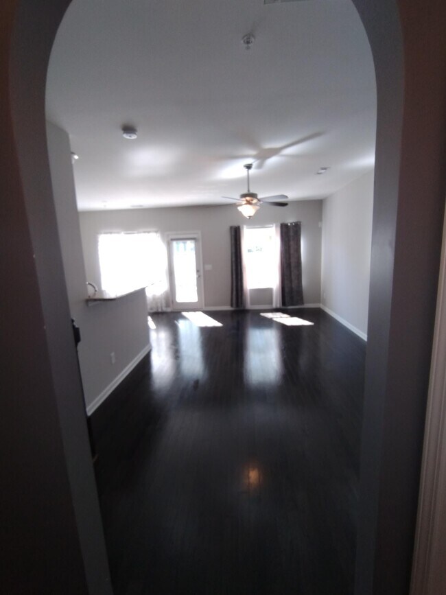 Building Photo - 507 Shirebrook Cir