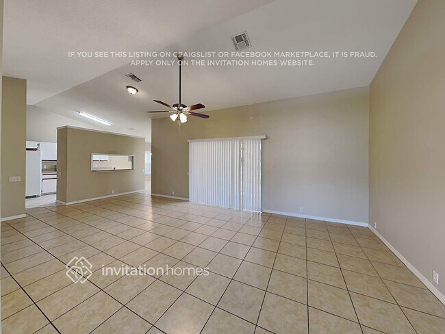 Building Photo - 14228 Spanish Wells Dr