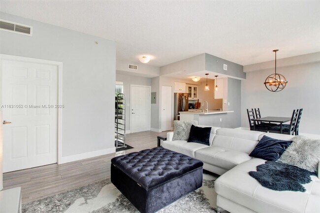 Foto del edificio - 275 NE 18th St