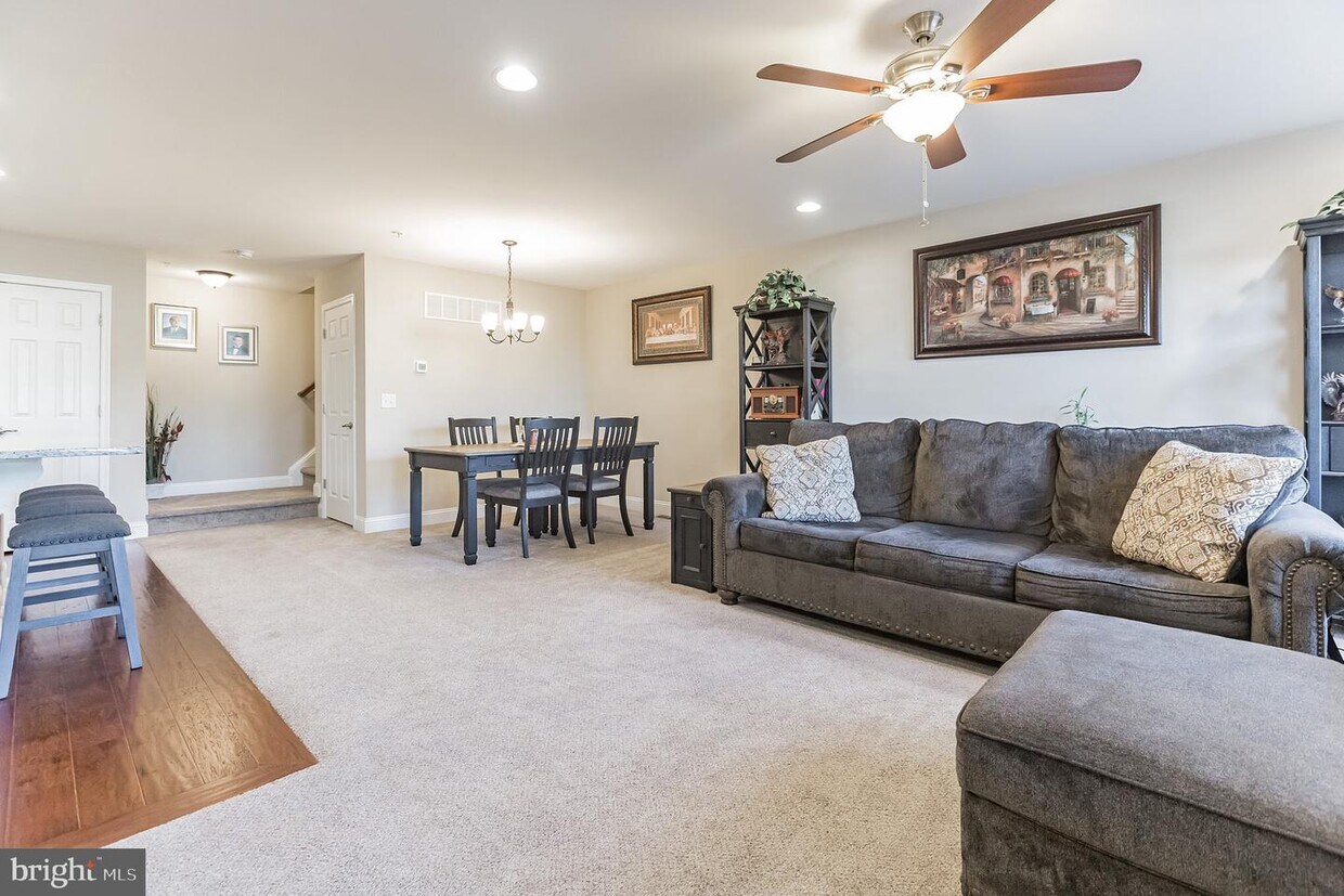 Foto principal - 1206 Lexington Mews