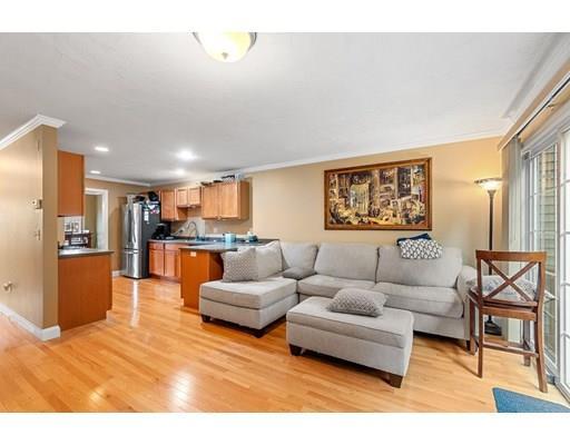 Foto del edificio - 8 Whispering Pine Cir