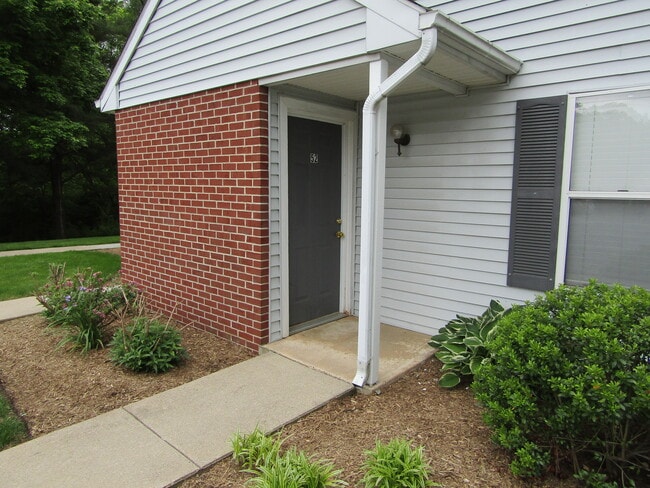 Foto del edificio - 52 Hilldale Dr