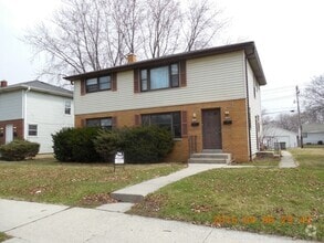 Building Photo - 5066-5068-5068 N 84th St