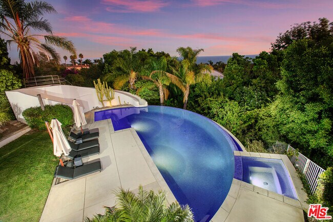 Foto del edificio - 27454 Winding Way