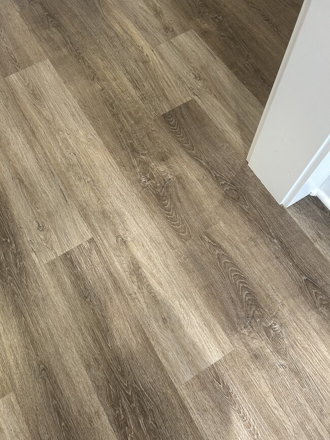 Building Photo - 74 Pelt Ln