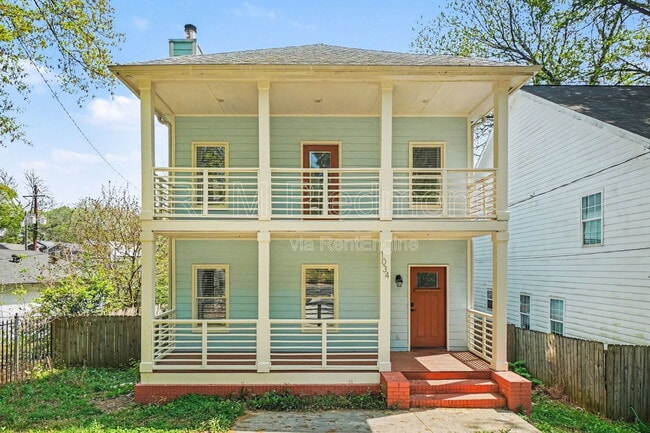 Photo - 1034 Hubbard St SW House