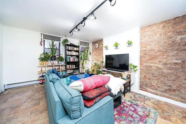 Foto del edificio - 275 7th St