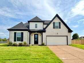 Building Photo - 145 Sumer Rose Ln