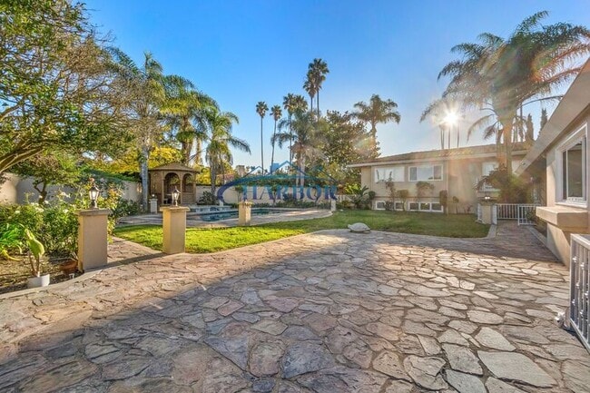 Foto del edificio - 1504 Vía Margarita