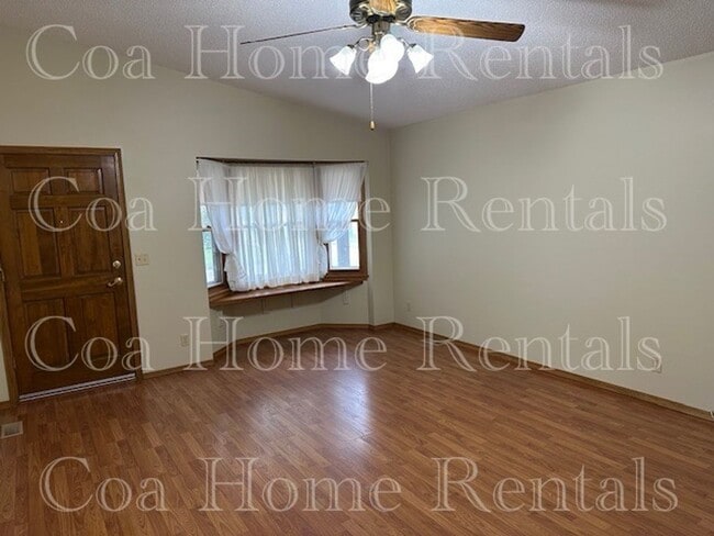 Foto del edificio - East Side Location