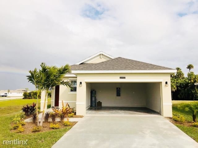 Foto principal - 3 br, 2 bath House - 10062 SW Newberry Ave