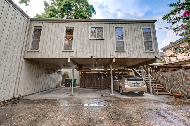 Building Photo - 2137 Branard St