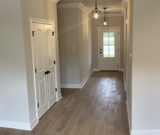 Building Photo - 105 Ethereal st