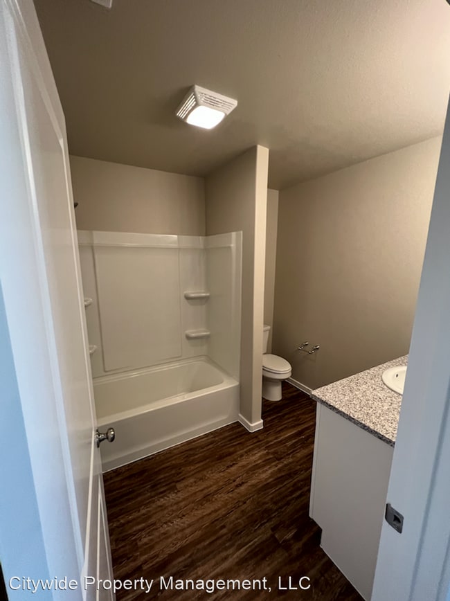 Building Photo - 3 br, 2 bath House - 2120 Kirksey Avenue