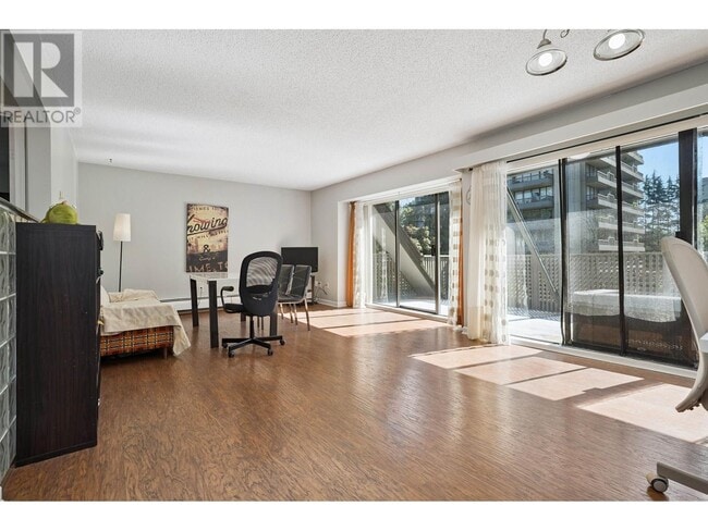 Building Photo - 4941-4941 Lougheed Hwy.