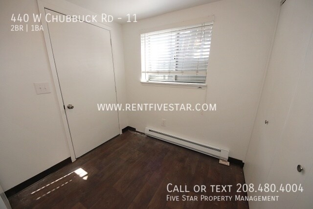 Building Photo - Charming Apartment in Chubbuck! Visit rent...