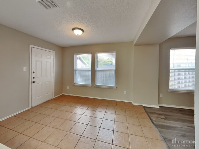 Foto del edificio - 7508 Rock Garden Trail