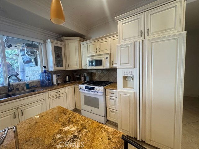 Building Photo - 5092 Chimineas Ave