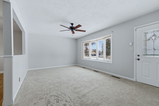 Building Photo - 19728 Glennell Ave