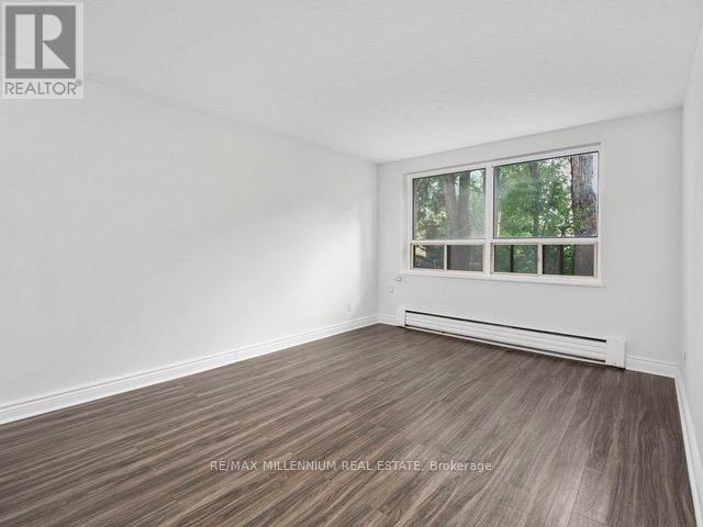 Building Photo - 250 Frederick St