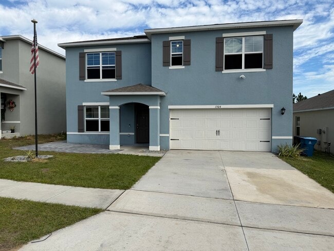 Building Photo - 1304 Sugarwood St