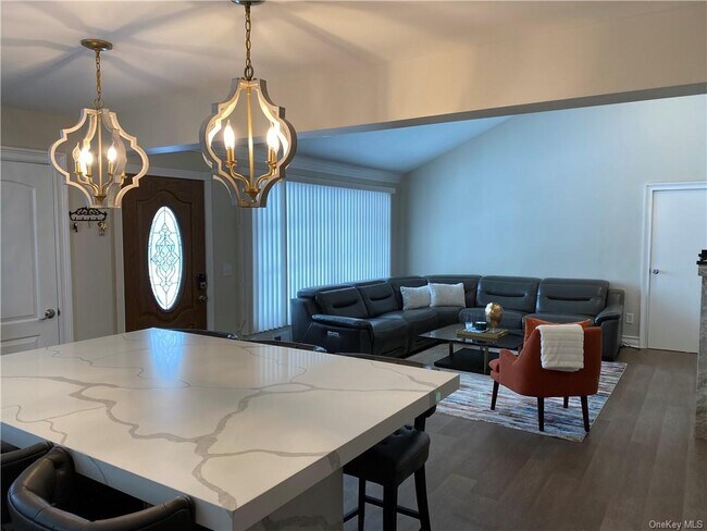 Foto del edificio - 3474 Gomer St