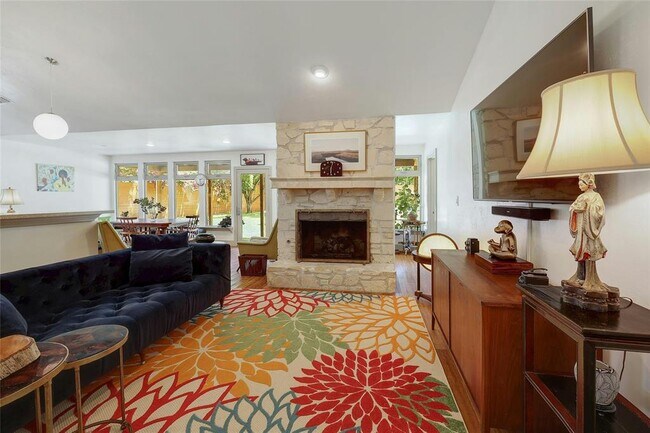 Foto del edificio - 11327 D-K Ranch Rd