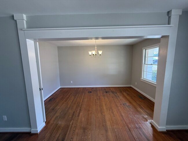 Foto del edificio - 61 Loganberry Cir