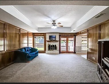 Building Photo - 2005 Magic Hill Dr