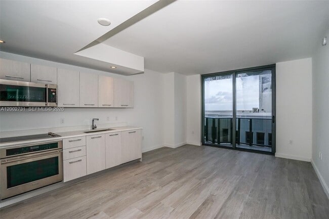 Foto del edificio - 55 SW 9th St