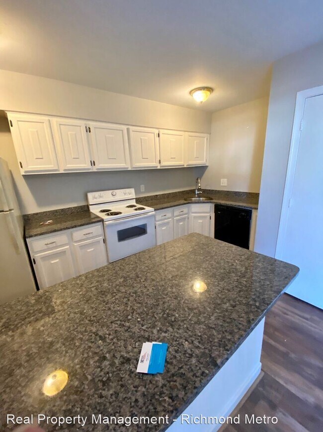 Building Photo - 3 br, 1.5 bath House - 808 Nantucket Court