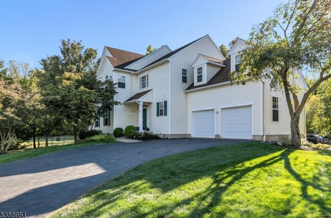 Building Photo - 22 Honeyman Rd