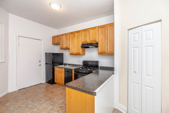 Foto del edificio - 4613 N Ashland Ave