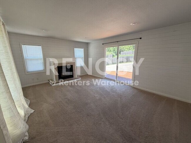 Foto del edificio - Availablae July 1st 4 Bedroom 2 Bath Single Family Home in Rochester