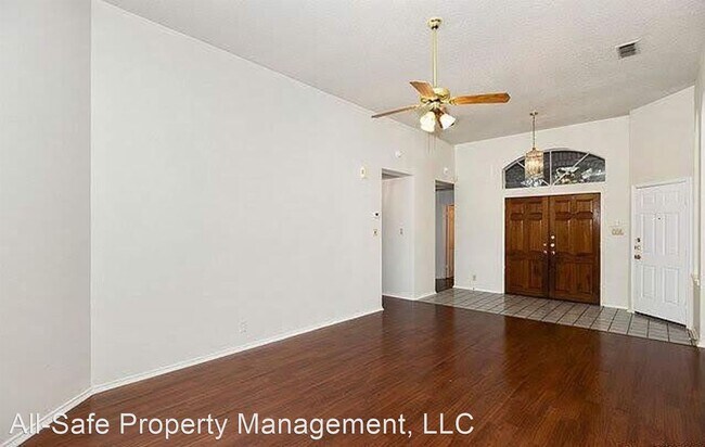 Foto del edificio - 3 br, 2 bath House - 11606 Fox Forest