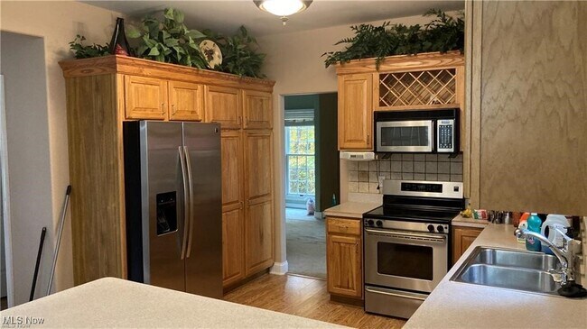 Foto del edificio - 325 Moccasin Trail