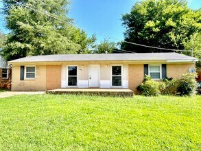 Building Photo - 3004 Belafonte Ave NW